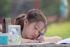 孩子4岁了还不会讲话怎么办？